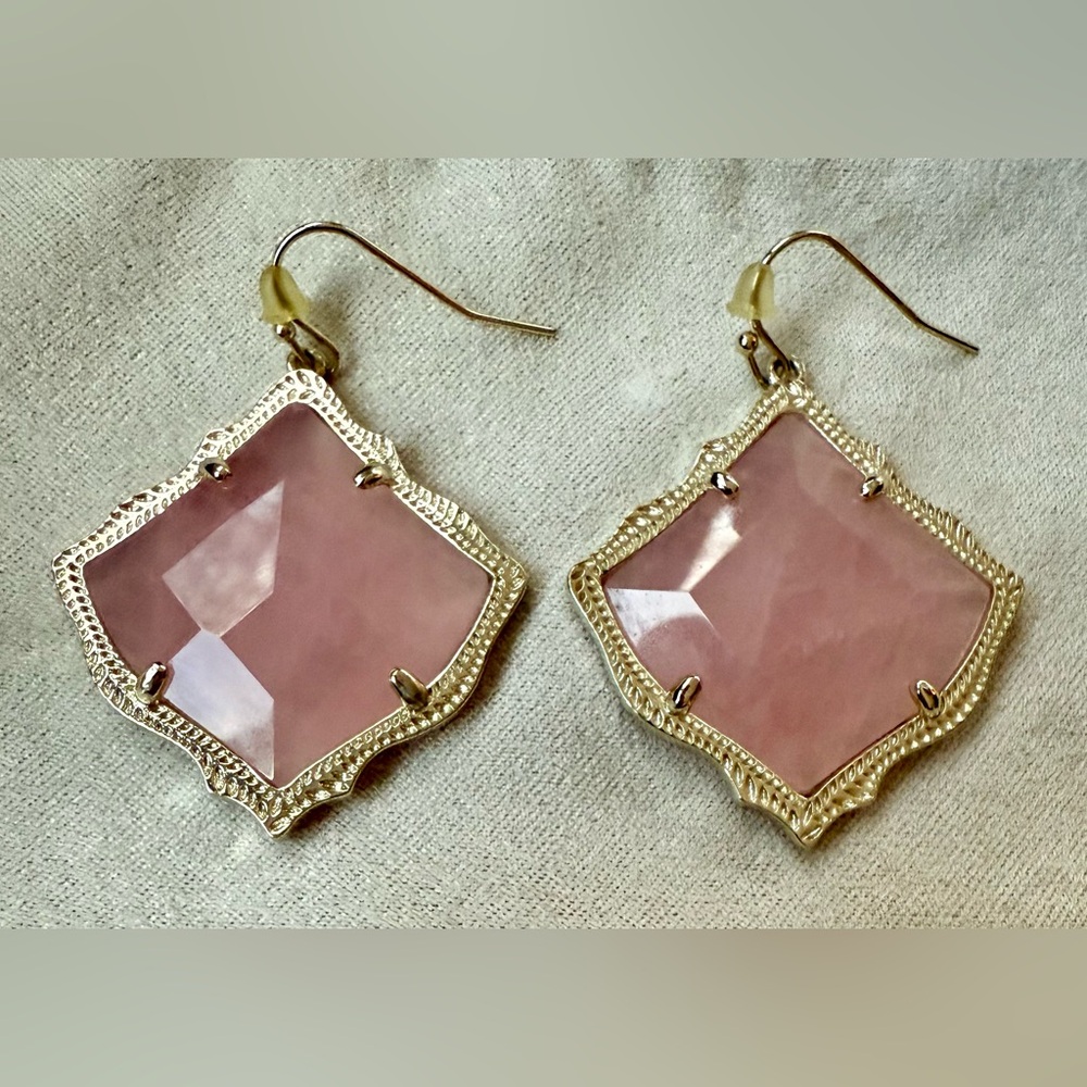 Kendra Scott Mother of Pearl Pink and Gold Earrings